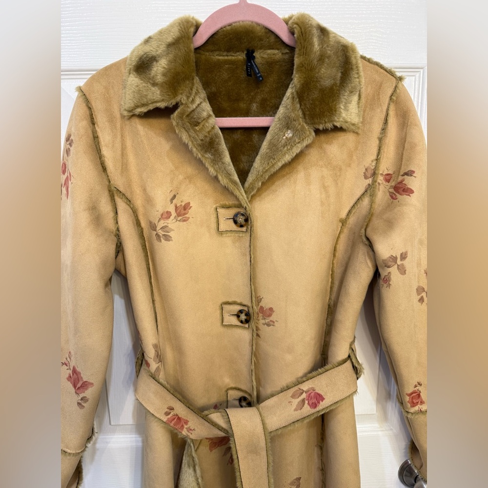 Lapis Women's Penny Lane Faux Suede Faux Fur Lined Coat
Patchwork Size Small